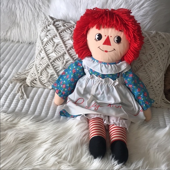Raggedy Ann was introduced to the world in - Picture 1 of 6